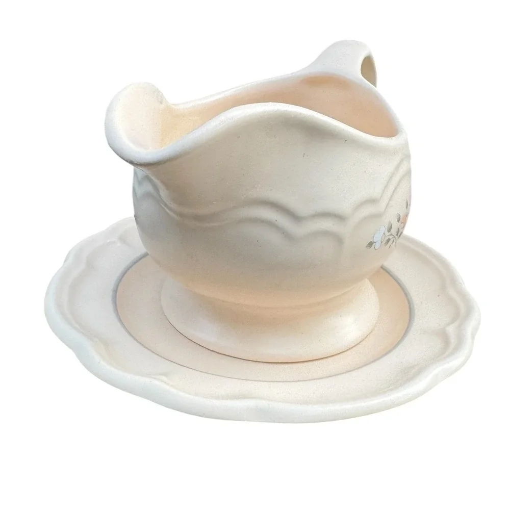 Pfaltzgraff Remembrance Gravy Boat Underplate Saucer Set Tan Floral Stoneware